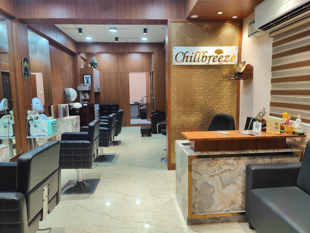 Chillbreeze salon interior